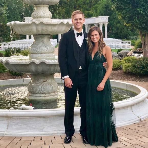 Meet your Posher, Jacquelyn - Picture 1 of 1